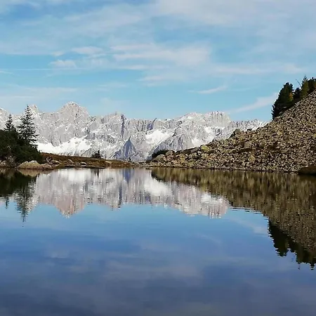 By Slopes & Views * Maria Alm am Steinernen Meer