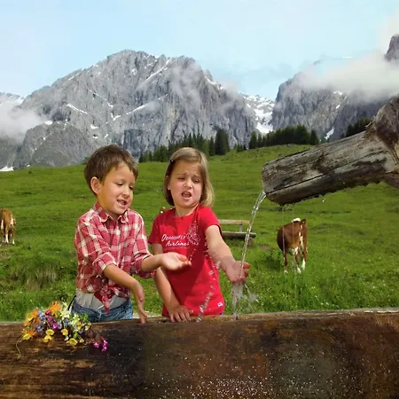 Chalet By Slopes & Views Maria Alm am Steinernen Meer