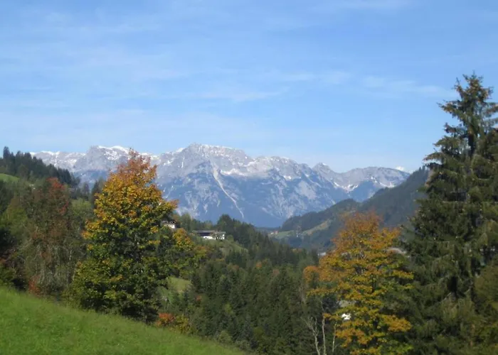 By Slopes & Views * Maria Alm am Steinernen Meer